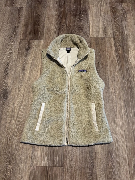 Patagonia Jackets & Blazers - Patagonia Sherpa Fleece Vest